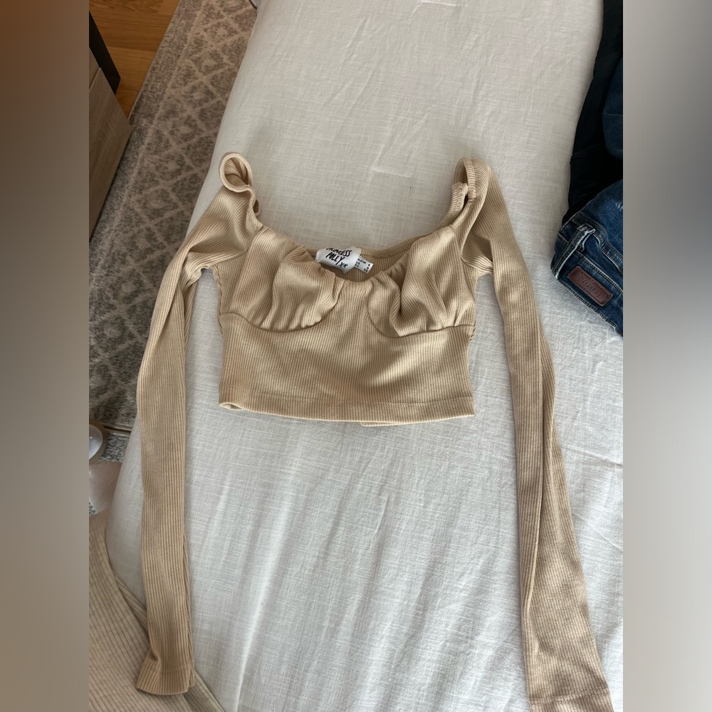Princess Polly Long Sleeve Beige Crop Top